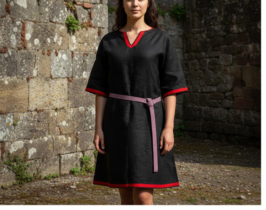 Renaissance Tunic – Black & Red