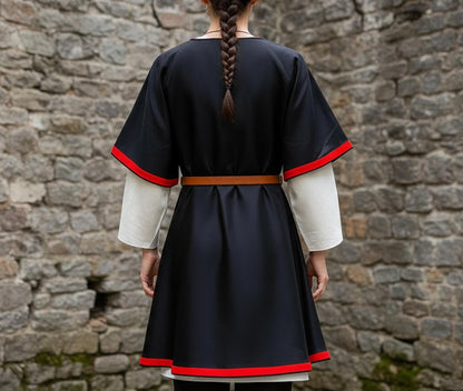 Renaissance Tunic – Black & Red