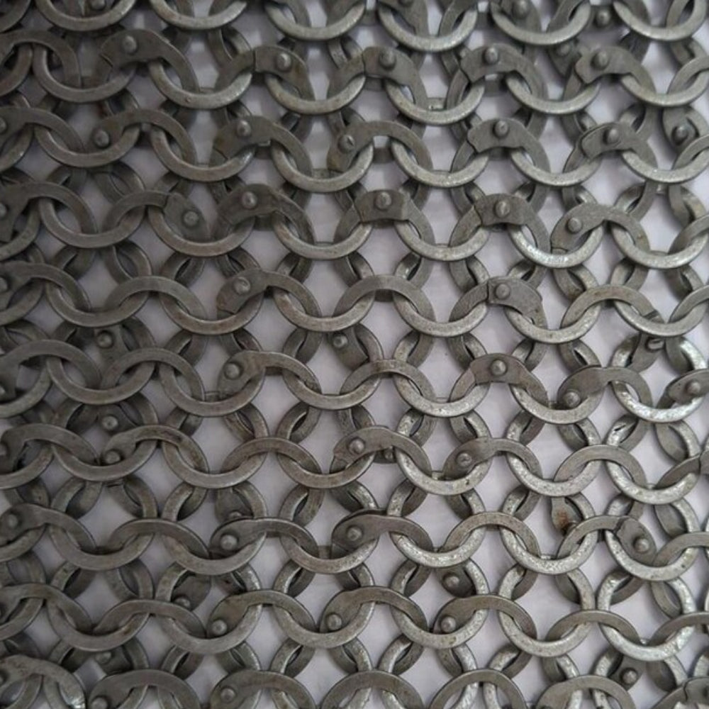 6mm Flat Riveted Chainmail Gorget with Washer Rings – Medieval Collar for Halloween, LARP & Cosplay