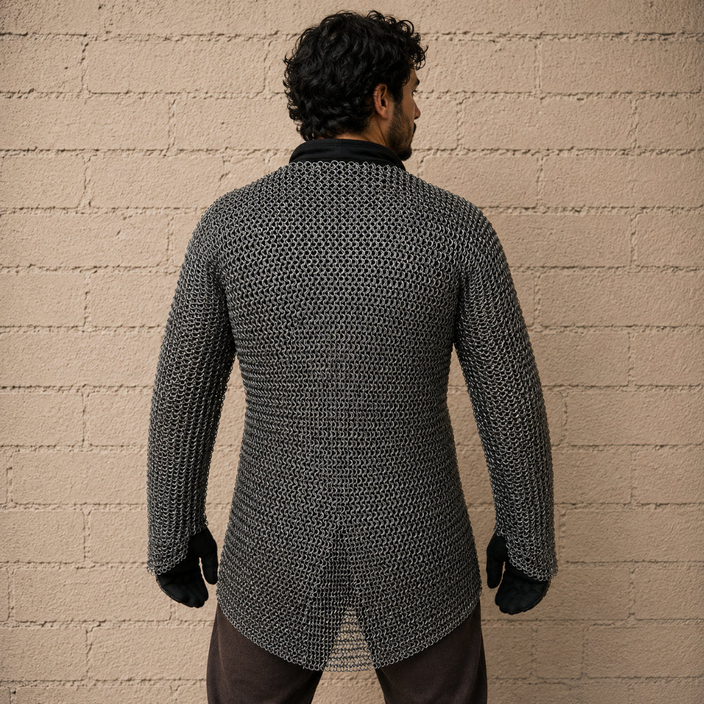 9MM Mild Steel Chainmail Hauberk with Attached Gloves – Flat Riveted Medieval Armor