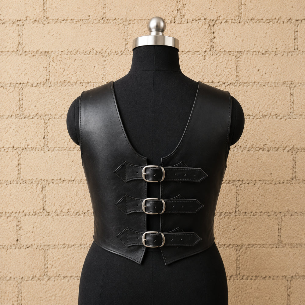 Shieldmaiden Warrior Leather Vest – Viking Armor for LARP & Cosplay