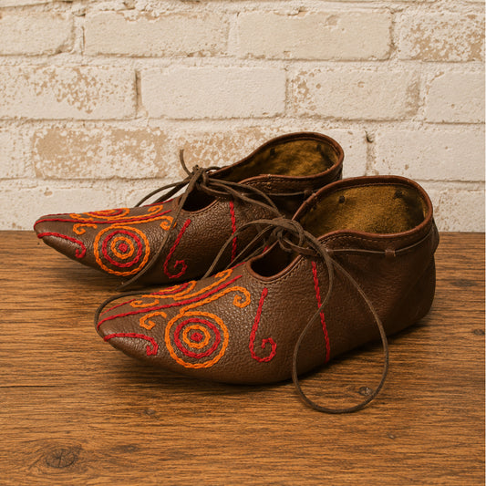 Handmade Viking Leather Shoes | Embroidered Haithabu Medieval Footwear | Historical Reenactment Boots for LARP, SCA & Cosplay